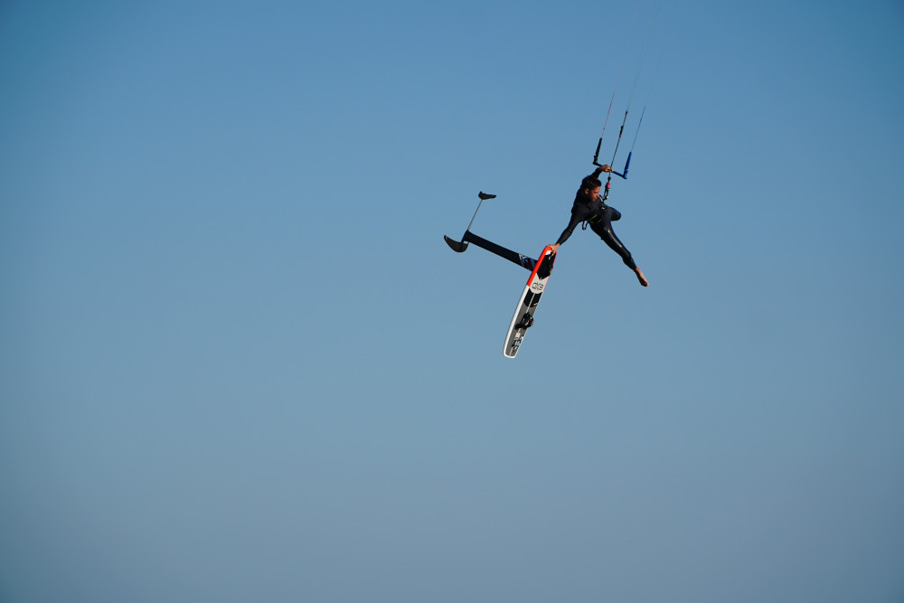 interview-kitesurfer-jamie-overbeek-kitefoil-hydrofoil