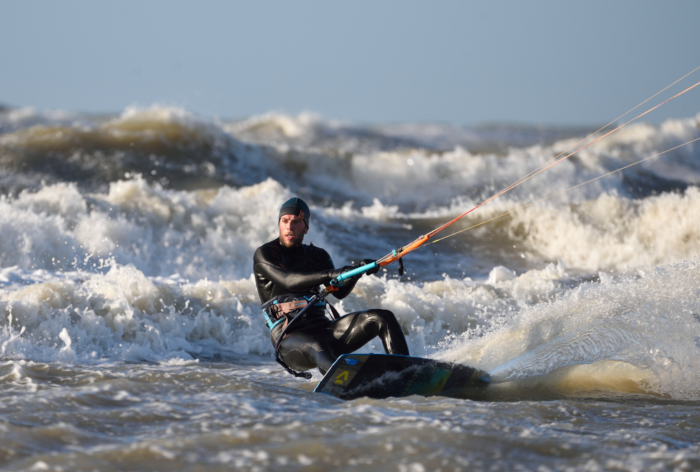 Kitesurfing in winter