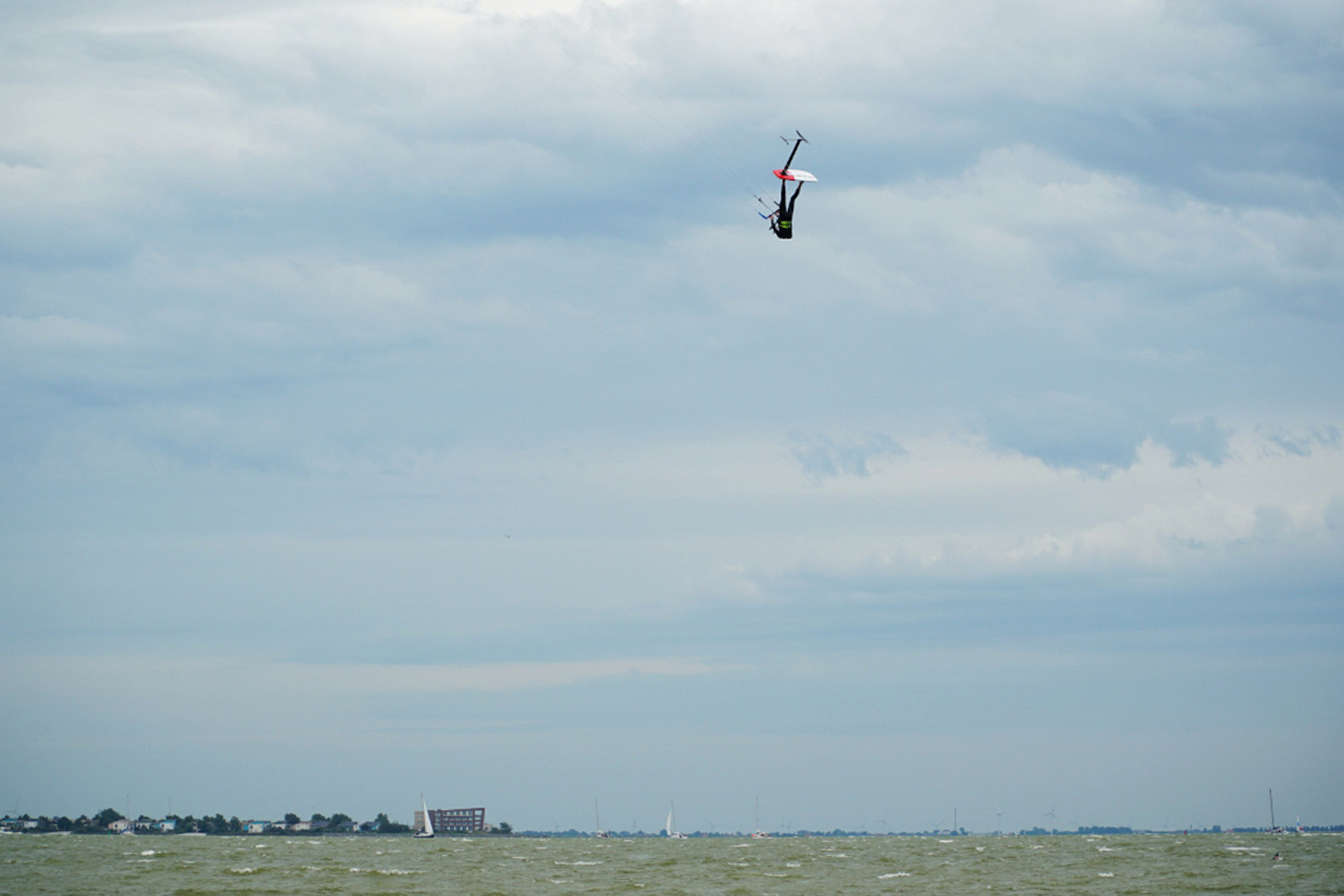 Kitefoiling