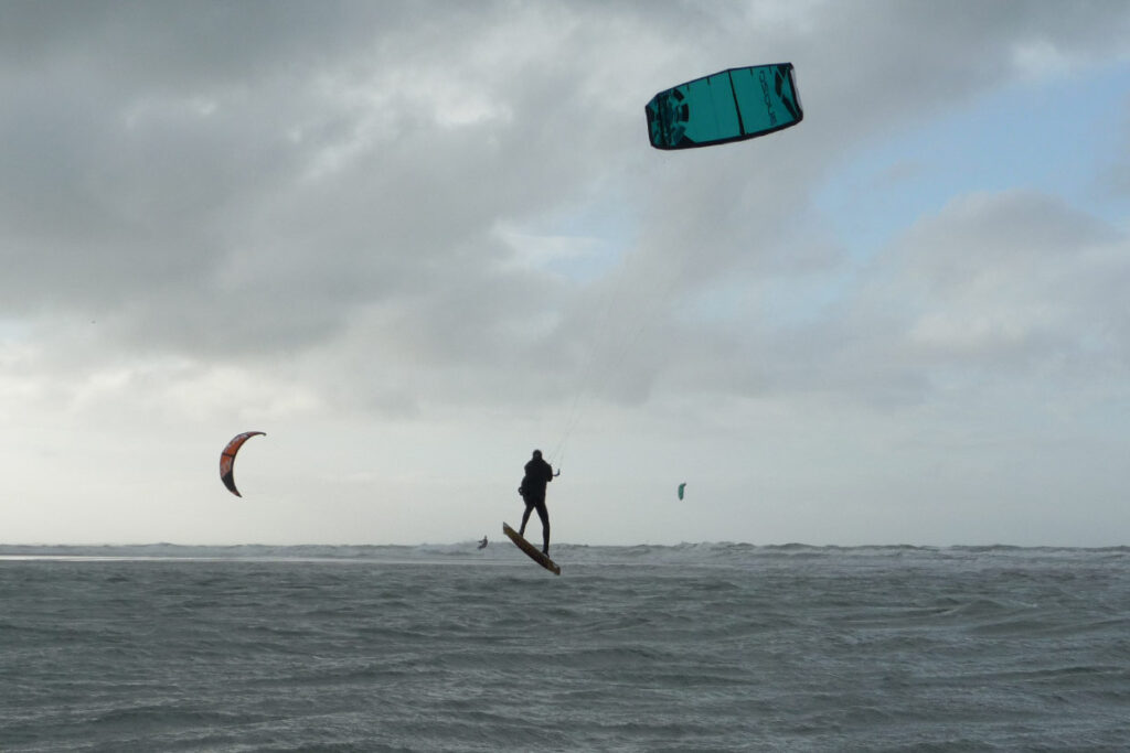 die Kitesurfer