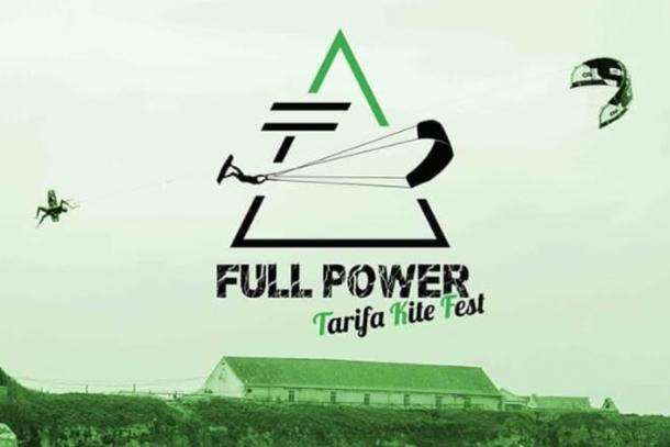 Der Stopp der Big Air Kite League-Welttournee beim Full Power Tarifa Kite Fest