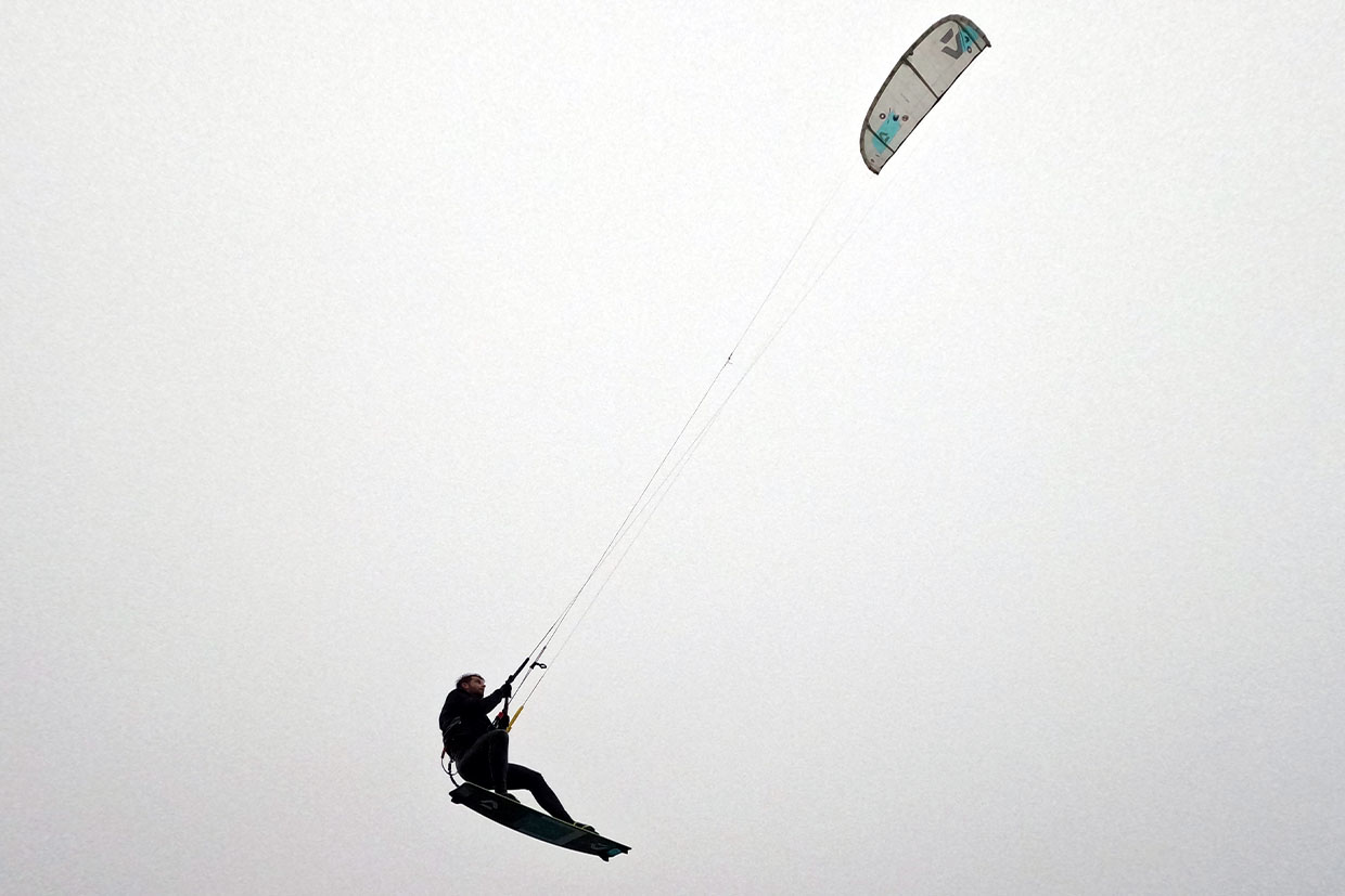 Kitesurfen januari in Nederland