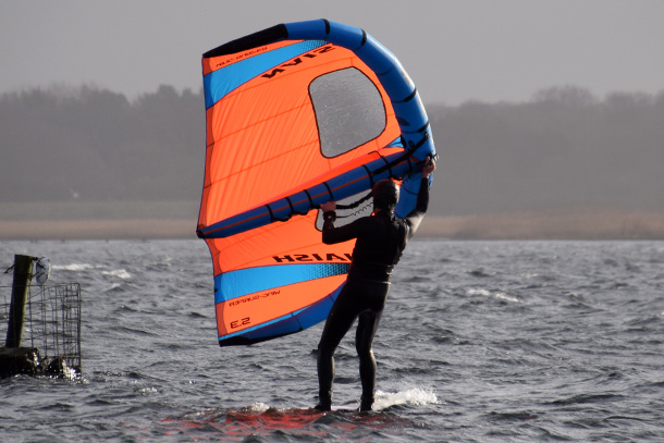 Endlich wieder Wingsurfen auf dem Brett. Wingfoiling war diesmal keine Option für mich.